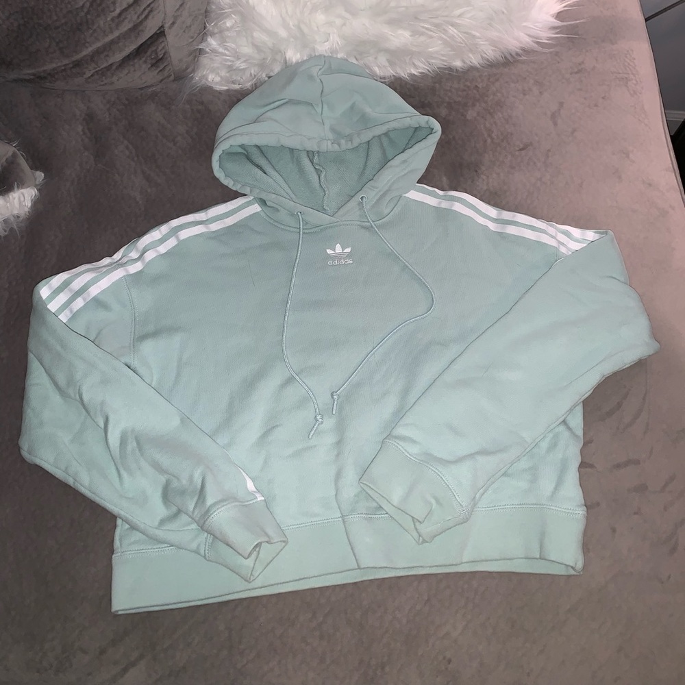 LAST CHANCE Adidas crop top